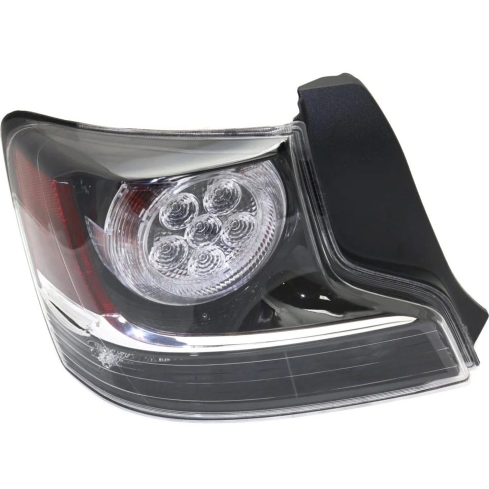 Dining New Tail Light Lamp Driver Left Side LH Hand SC2818111 8156121330 Scion tC 14-16
