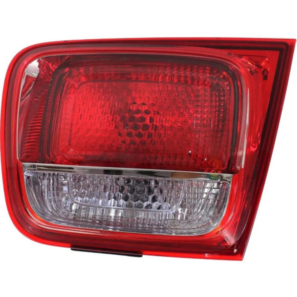 Bamboo 22907312 GM2803104 New Tail Light Lamp Passenger Right Side Inner Chevy RH Hand