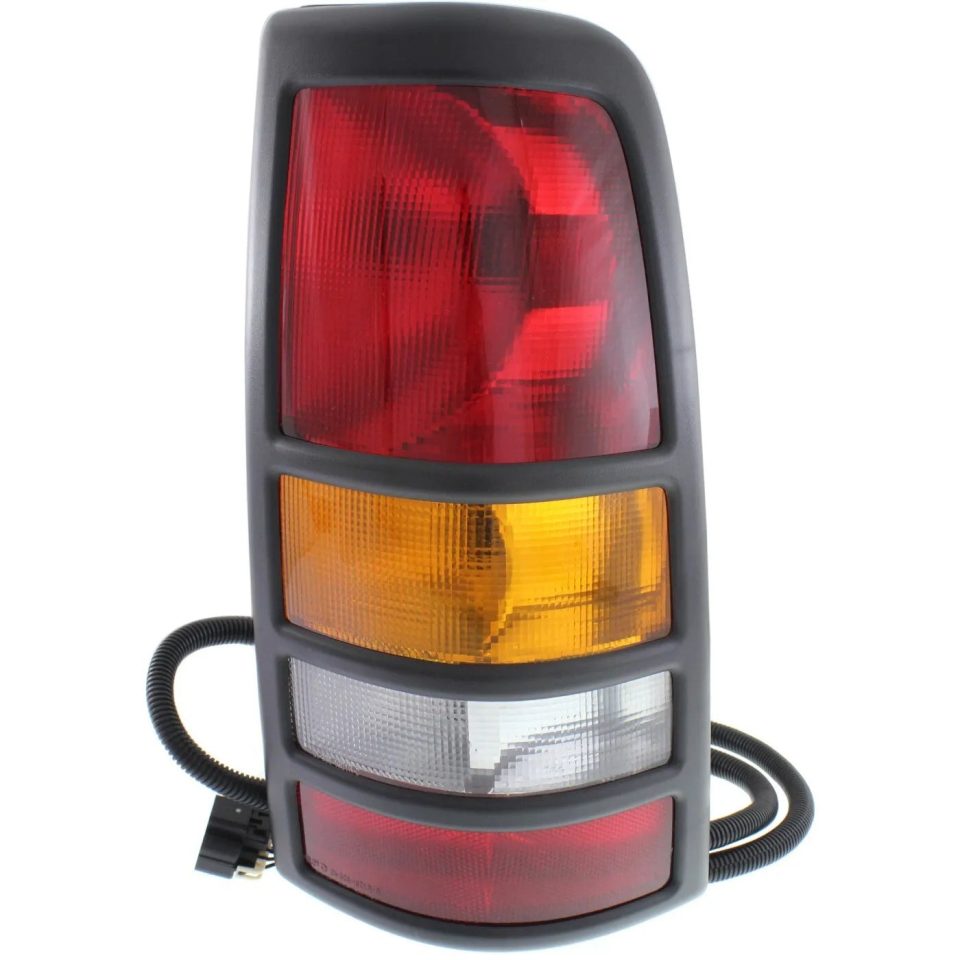 Prime Halogen Tail Light For 2001-03 Chevrolet Silverado 3500 Fleetside Right w/Bulbs